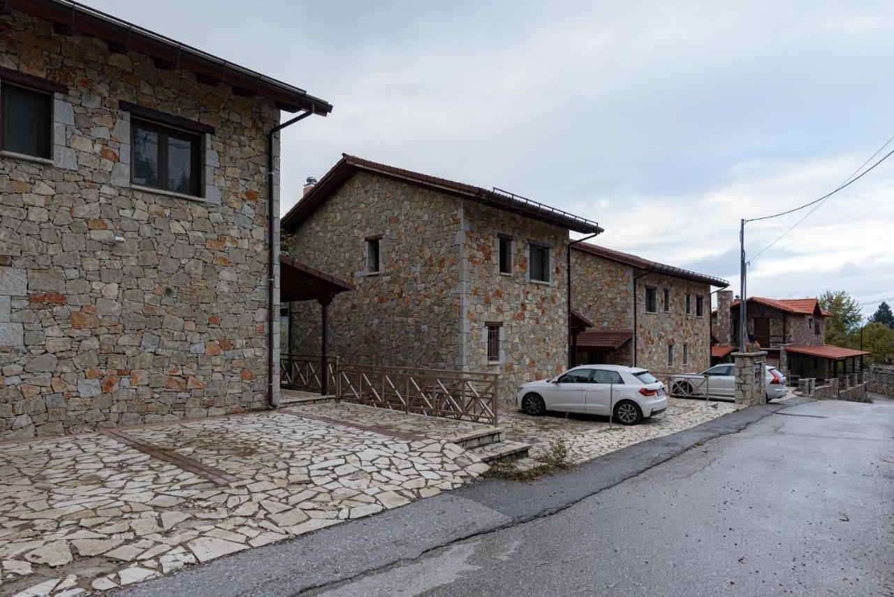 Parnassus Dreamwood Chalet Eptálofos Extérieur photo