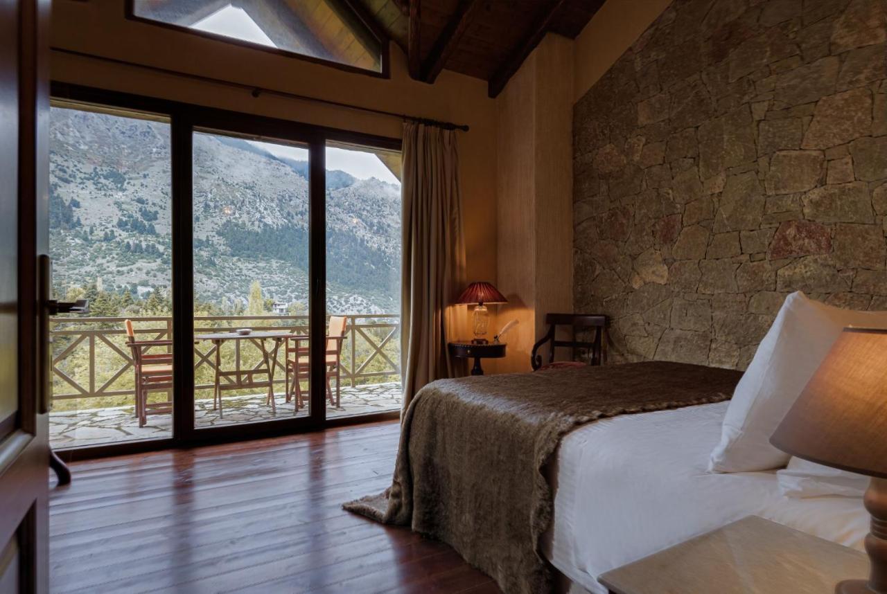 Parnassus Dreamwood Chalet Eptálofos Extérieur photo